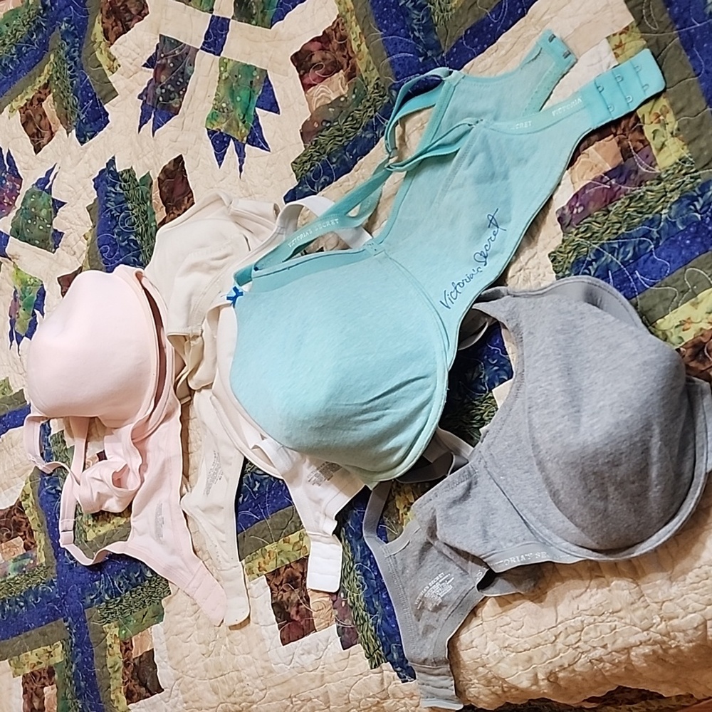 Victoria Secret Bras 40 DD